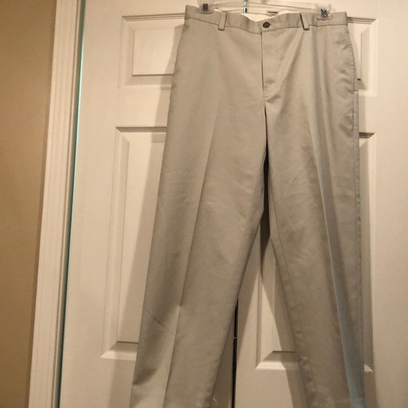 L.L. Bean Other - LL Bean Classic Fit Khakis 35 waist,29.5 inseam